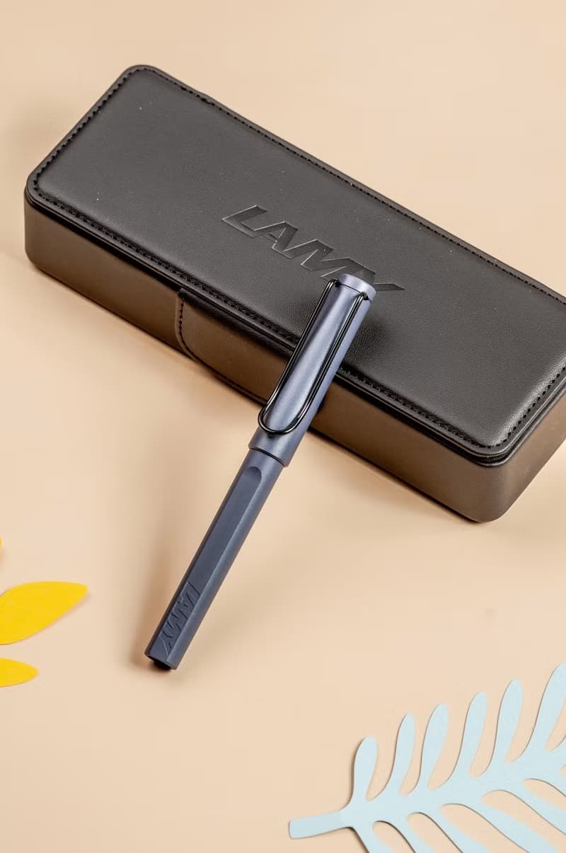 【雷雕免費刻字】LAMY 皮革筆盒 / SAFARI 系列 - 鋼珠筆 -多彩選