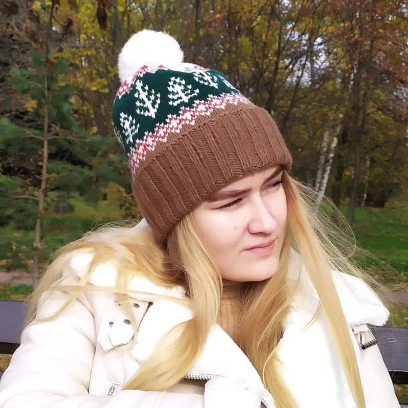 Warm womens hand-knitted hat | レディース帽子