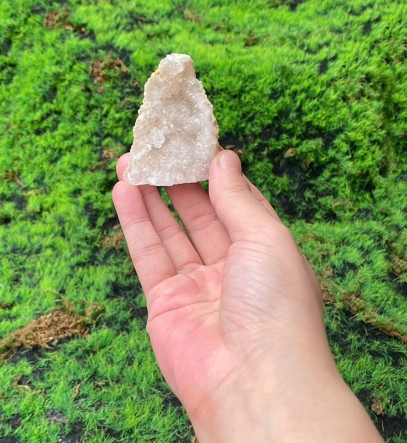 天然原礦可愛晶瑩剔透瑪瑙白水晶片 消磁淨化 療癒 開運 快速出貨