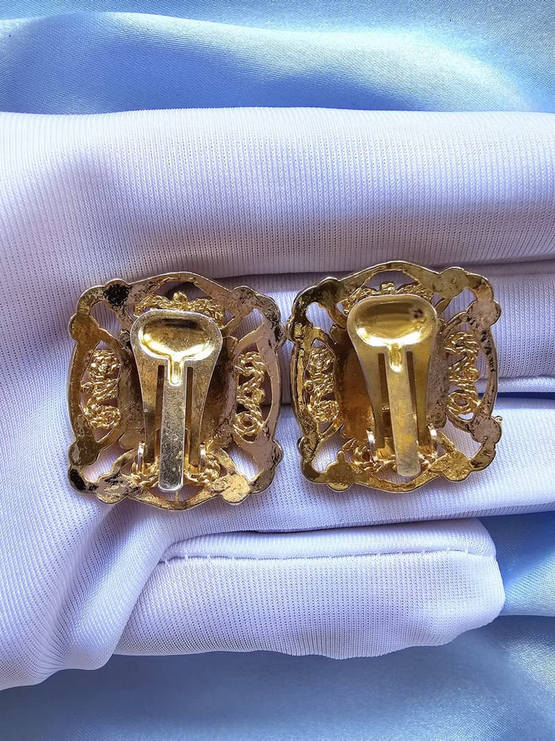 金色雕花框復古綠琺瑯夾式耳環/vintage美國西洋古董飾品