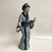 復古小雕像西班牙藝妓雕像與鳥 20 世紀 70 年代 Casades