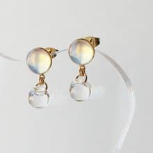 オーロラホワイトカボションビーズピアス/イヤリング
