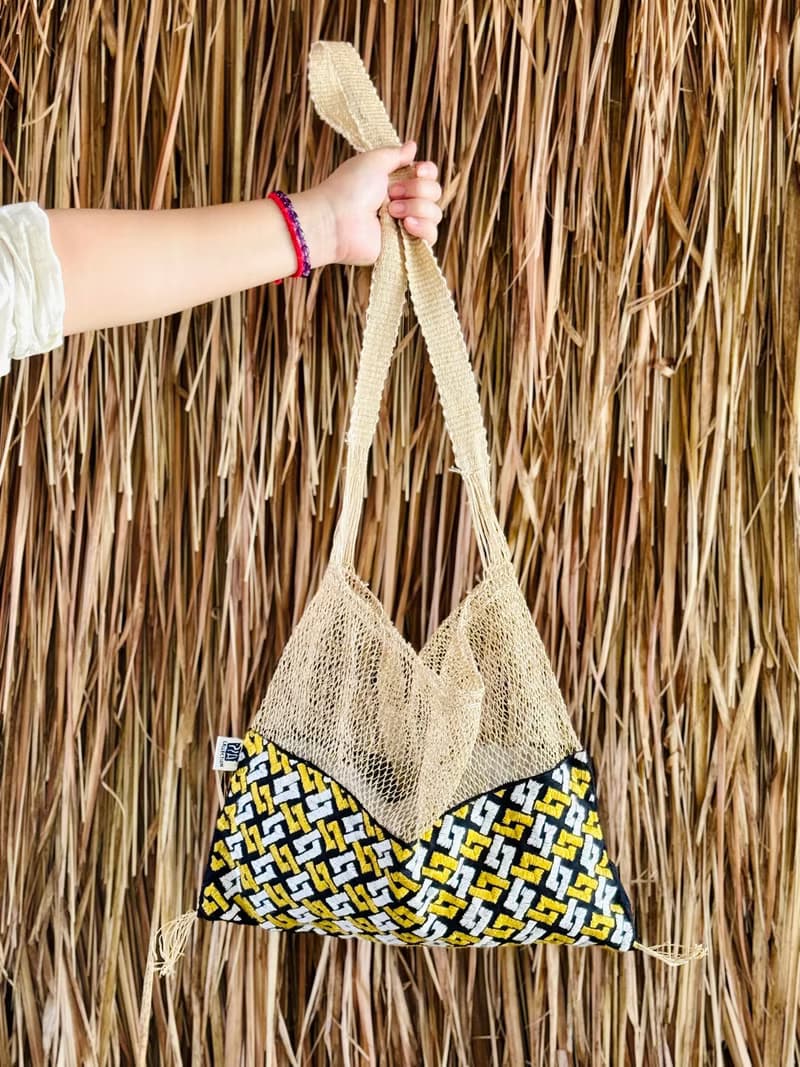 手工刺繡 藤編 斜背包 肩背包 側背包 手袋 斜孭袋