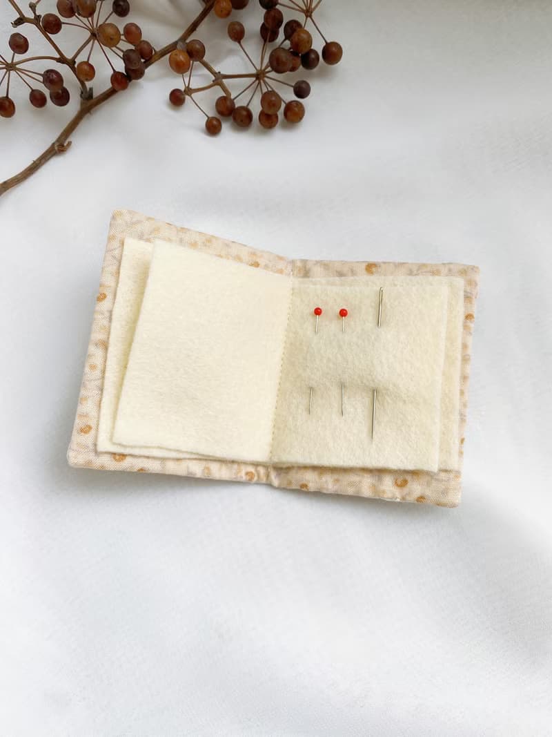 【芳小姐手作】唯美手作 手作人最愛小巧可愛手縫針刺繡針收納包