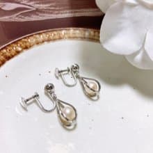 【西洋古董飾品】精巧雅緻鑲框珍珠感垂墜晃動耳環耳夾