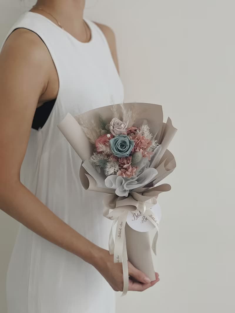 【永生玫瑰花花束】• 情人節/永生玫瑰花/永生玫瑰花花束/玫瑰花