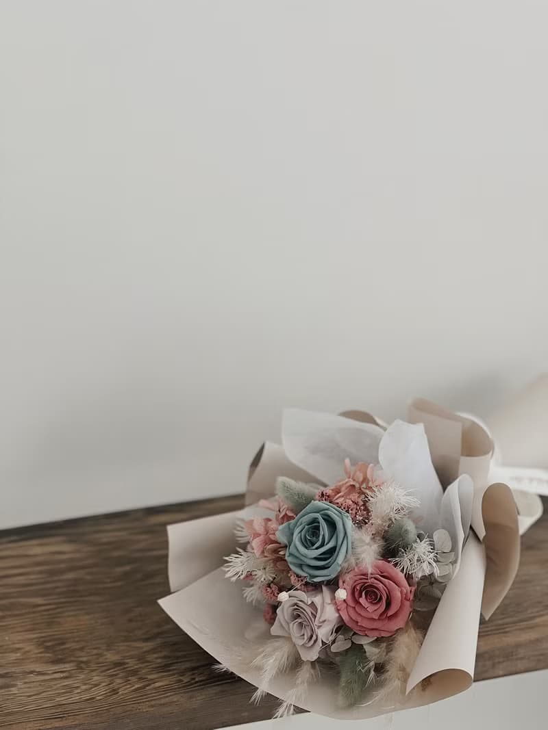 【永生玫瑰花花束】• 情人節/永生玫瑰花/永生玫瑰花花束/玫瑰花
