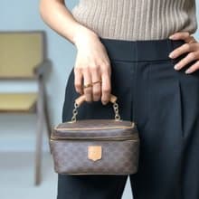 【 日本直送　名牌中古包 】CELINE セリーヌ マカダム ハンドバッグ ブラウン ブラゾン型押し PVCレザー バニティ vintage  rd6s42