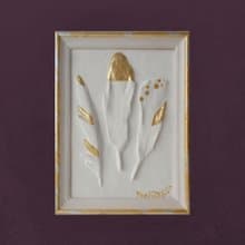 帶框 3D 牆藝術金色羽毛牆藝術淺浮雕裝飾牆板