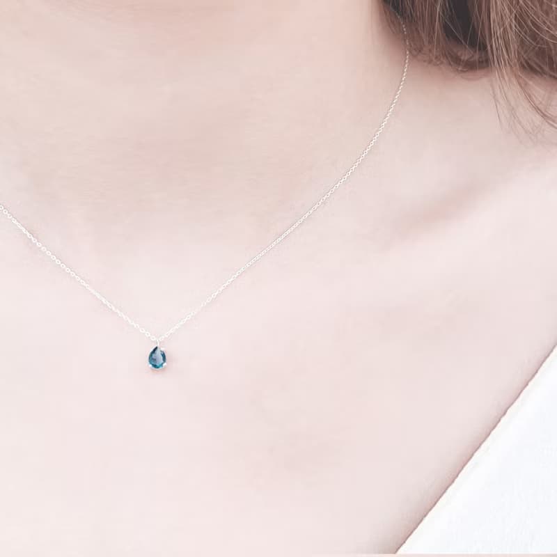/ 紺青 / 水滴形倫敦藍托帕石925純銀項鍊 頸鏈 (銀/金/玫瑰金)