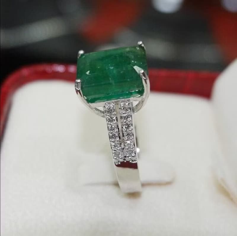 AAA Natural Emerald Ring 14k White Gold Womens Emerald Jewelry Anniversary gift