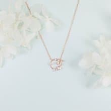 L'amour 閃爍小花項鏈