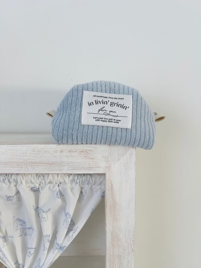 terry corduroy pouch S_baby blue