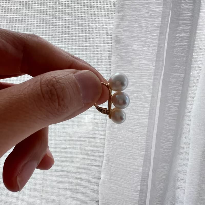 天热白色圆形珍珠三珠耳扣