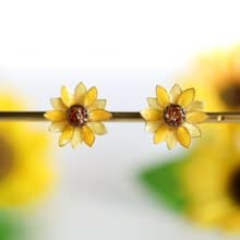 【８月誕生月花】ひまわり お日様ピアス/イヤリング