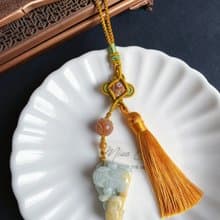 天然緬甸玉 翡翠 翹色巧雕 三腳金蟾 招財進寶 包掛 禮物 掛繩