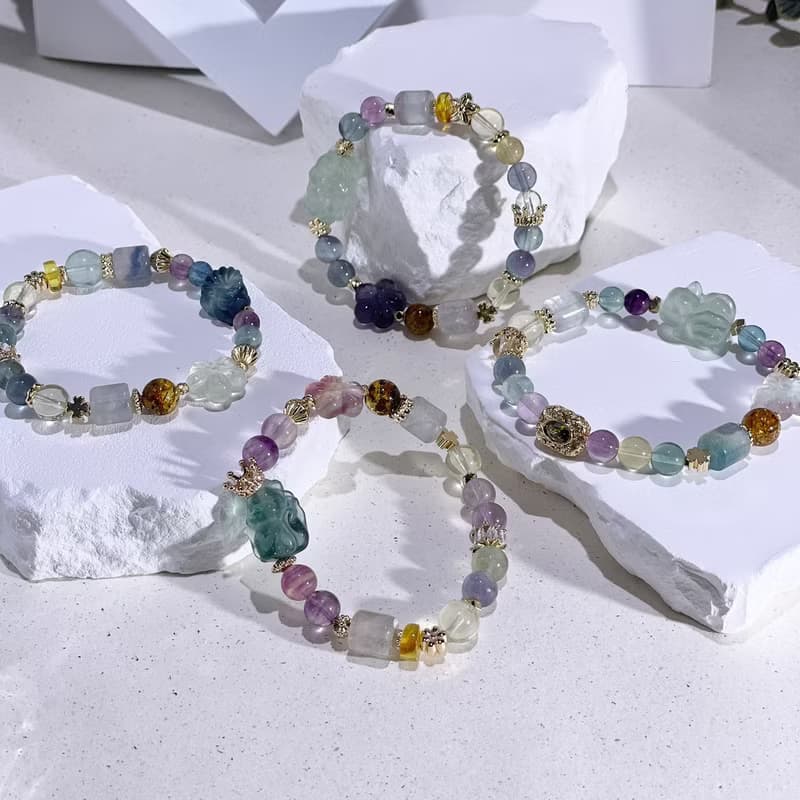 小狐仙遇見小桃花 螢石彩螢石| 琥珀| 白水晶| 水晶手鍊A11-2