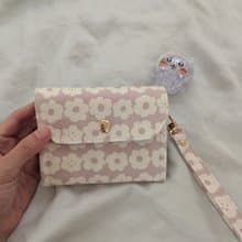 四層短夾錢包-白小花 6卡層+掛繩