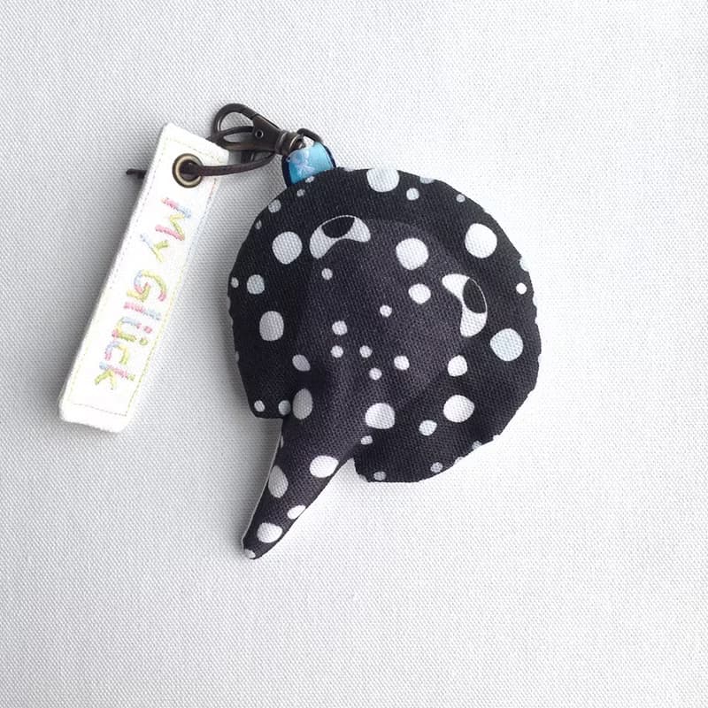 設計款BS140a - 【純棉帆布】野生黑白皇冠魟迷你錢包