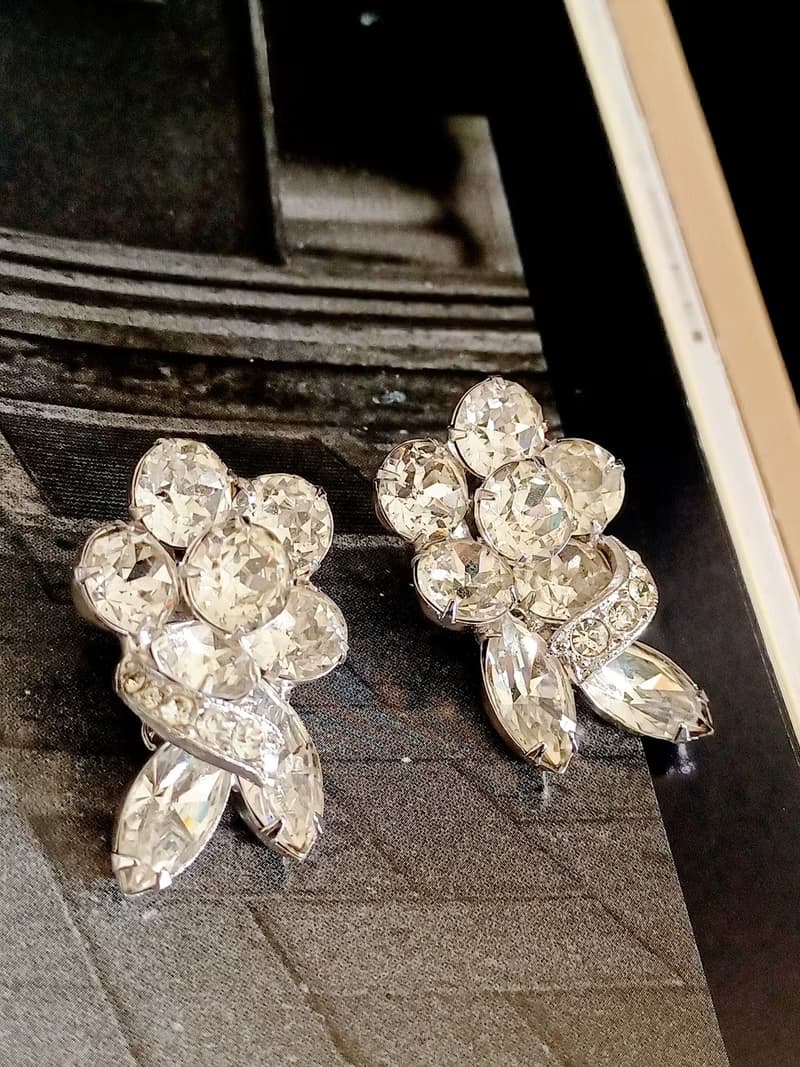 vintage jewelry  Eisenberg  古典晶透萊茵石 夾式耳環