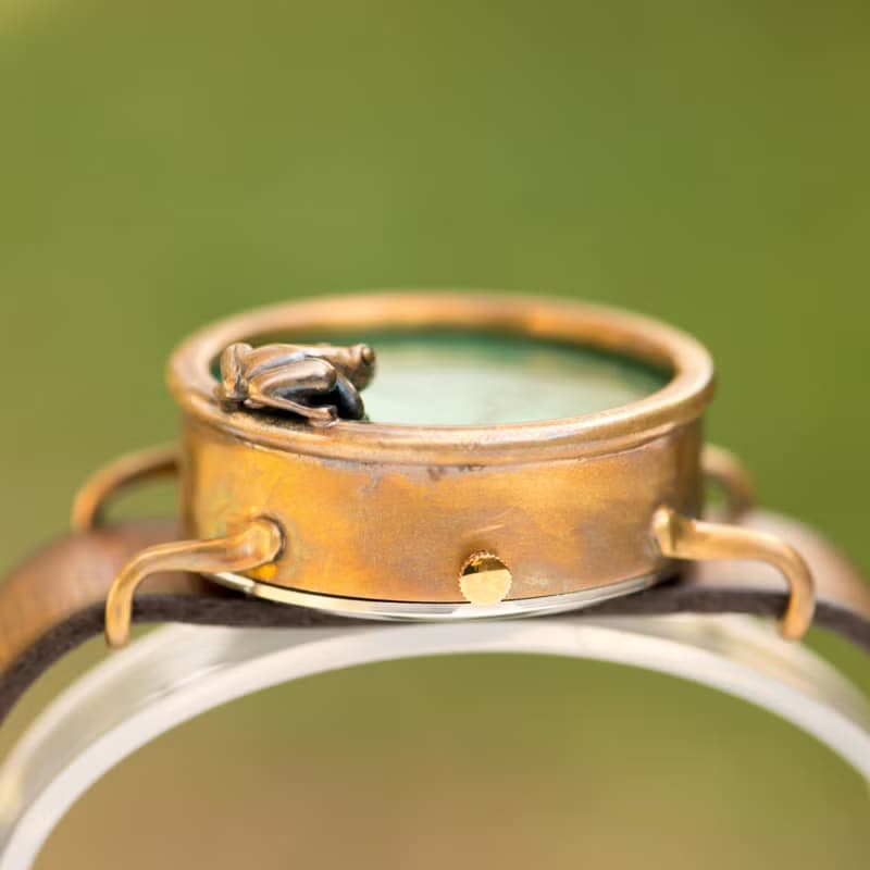 凝望池塘的青蛙款手錶L嫩草色