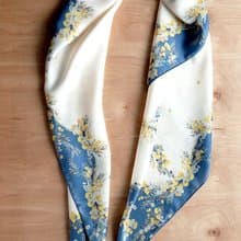 SCARF : Yellow Flowers