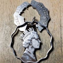 硬幣改造吊墜 (女皇頭大皇冠通花吊墜)