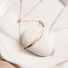 財運 x 橄欖石 綠碧璽 珍珠 誕生石 【貝殼花 • 唯一的愛】手鍊