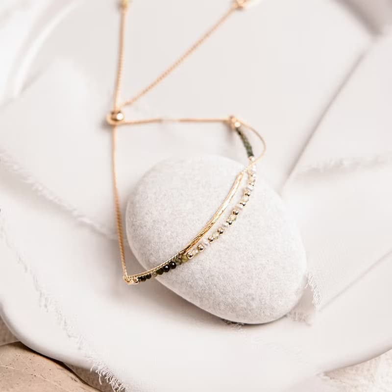 財運 x 橄欖石 綠碧璽 珍珠 誕生石 【貝殼花 • 唯一的愛】手鍊