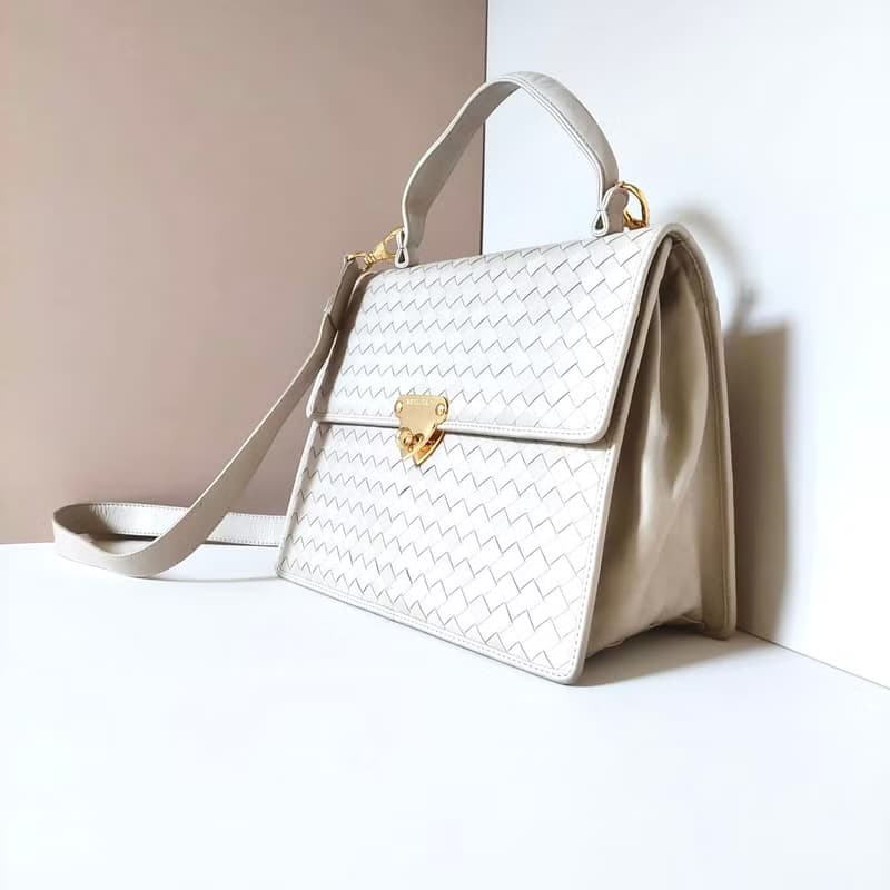 母親節優惠中古二手Bottega Veneta凱莉皮革斜背側孭揹袋單肩包