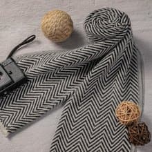 【窄版】喀什米爾羊毛圍巾 黑灰山形紋 脖圍 手工編織 男女可