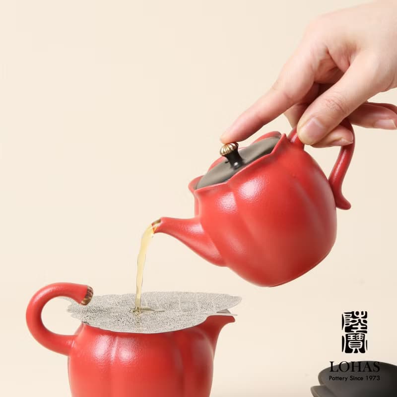 陸寶 吉相伴茶禮 1壺1海6杯+杯托+壺承+蓋置 茶具組 茶器