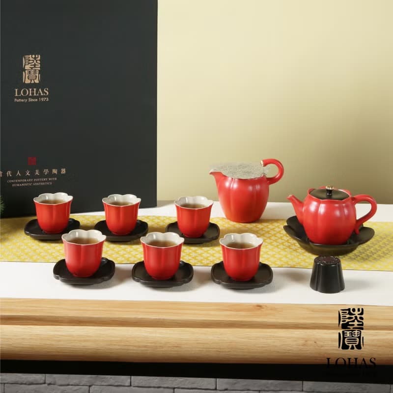 陸寶 吉相伴茶禮 1壺1海6杯+杯托+壺承+蓋置 茶具組 茶器