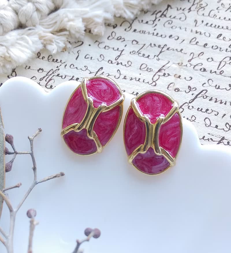 Vintage Jewelry 西洋古董飾品 復古 典雅 拉絲桃粉調 針式耳環