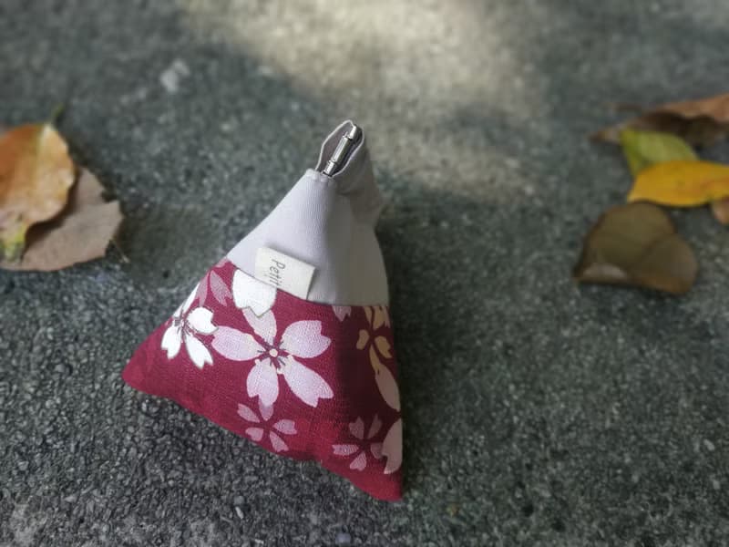 零錢包 收納包 三角形 彈片口金 櫻花紅