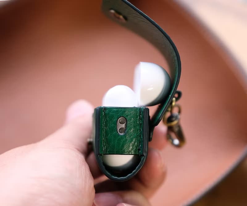 Airpods Pro / Airpods Pro 2 真皮保護套 - 綠色的