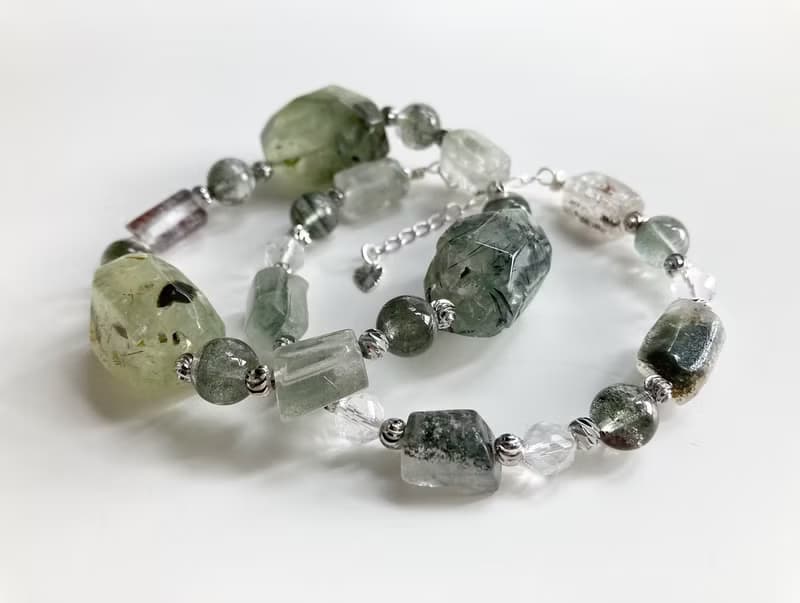 強化心肺/招正財貴人/擋霉運 天然水晶綠幽靈手鏈