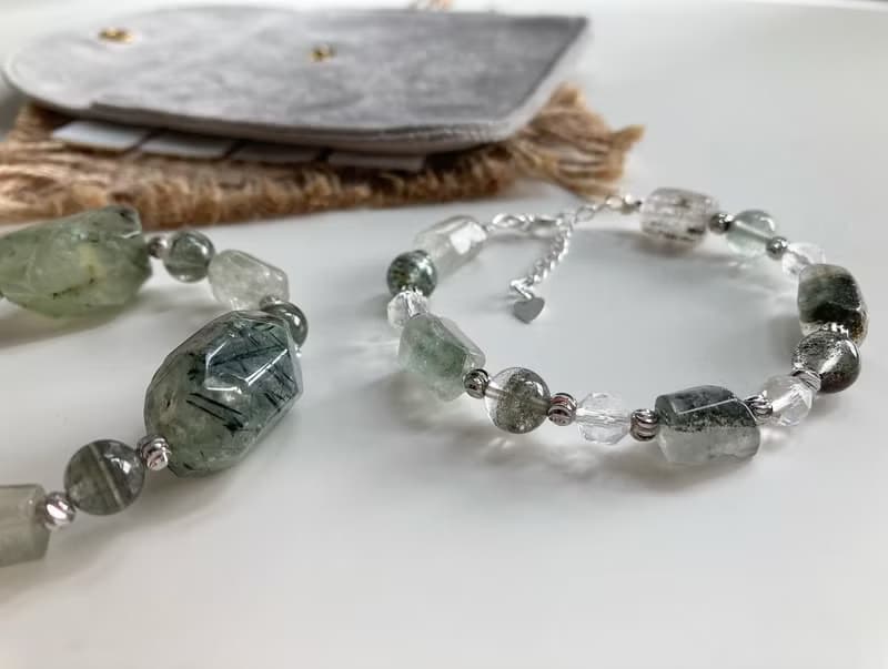 強化心肺/招正財貴人/擋霉運 天然水晶綠幽靈手鏈