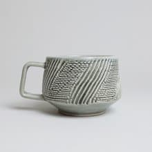 明芽窯 l 柴燒青瓷細紋把杯 咖啡杯 茶杯 水杯 陶藝品 H