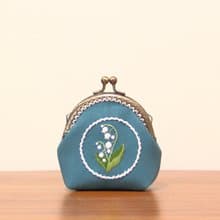すずらん　刺繍　がま口　ミニポーチ　手刺繍
