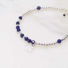 //細緻: 青金石手敲小銀牌手鍊// S925純銀 天然石水晶手作
