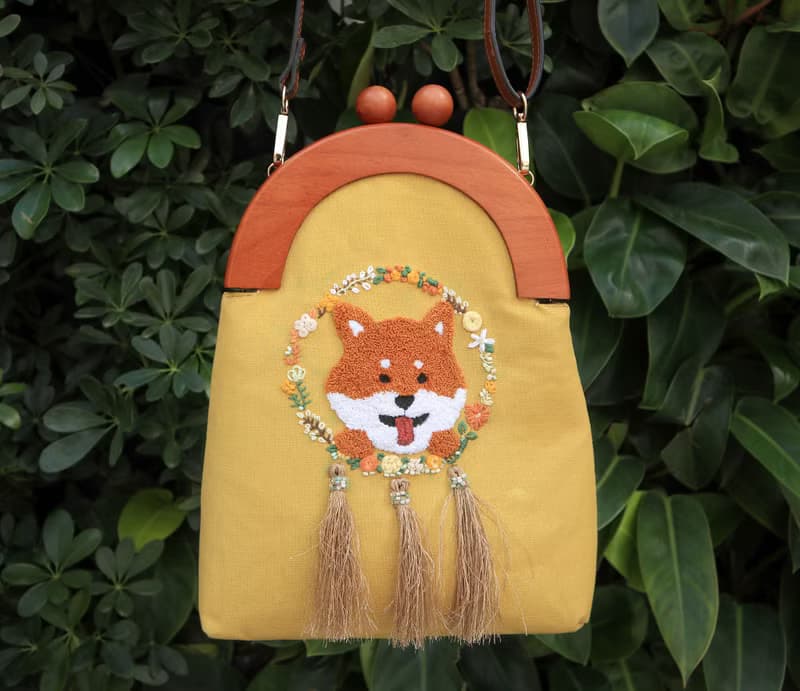 刺繡狗狗捕夢網口金包 | 柴犬, 黃色