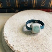 戒指 日本白瓷 自然釉色 無限看不膩色調 真皮革 設計等級