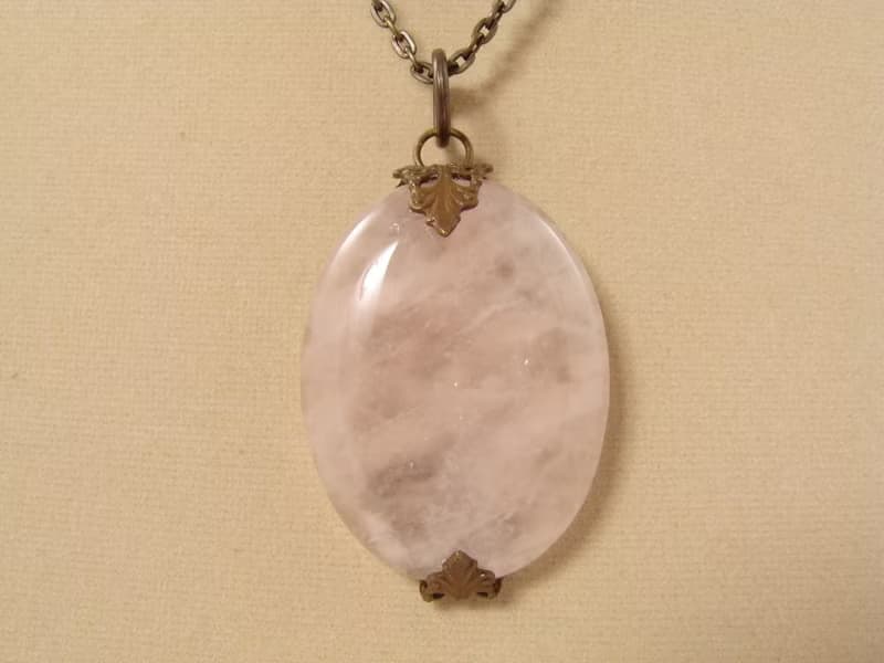Rose Quartz Necklace Oval Powder Pink Gemstone Vintage Pendant Necklace Jewelry