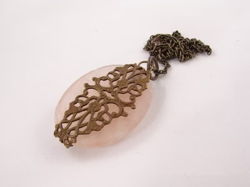 Rose Quartz Necklace Oval Powder Pink Gemstone Vintage Pendant Necklace Jewelry