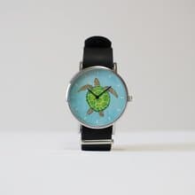 ウミガメの腕時計