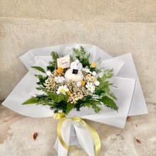 絨毛兔兔森林系畢業花束