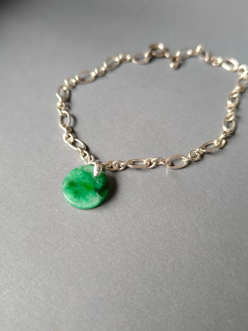 圓心守護 | 天然緬甸綠翡翠無事牌純銀手鍊 | 平安轉運・圓滿相隨