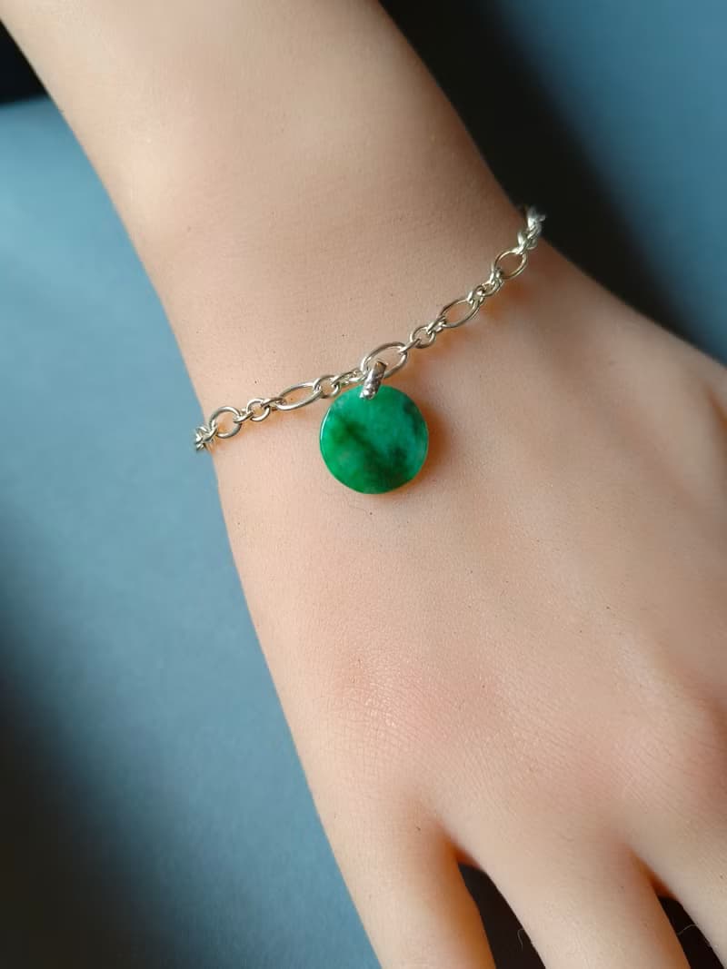 圓心守護 | 天然緬甸綠翡翠無事牌純銀手鍊 | 平安轉運・圓滿相隨