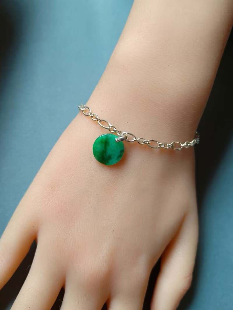 圓心守護 | 天然緬甸綠翡翠無事牌純銀手鍊 | 平安轉運・圓滿相隨